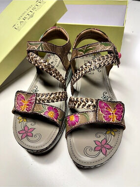 L'Artiste by Spring Step Brissa Floral Sandals Brown & Pink US 9.5